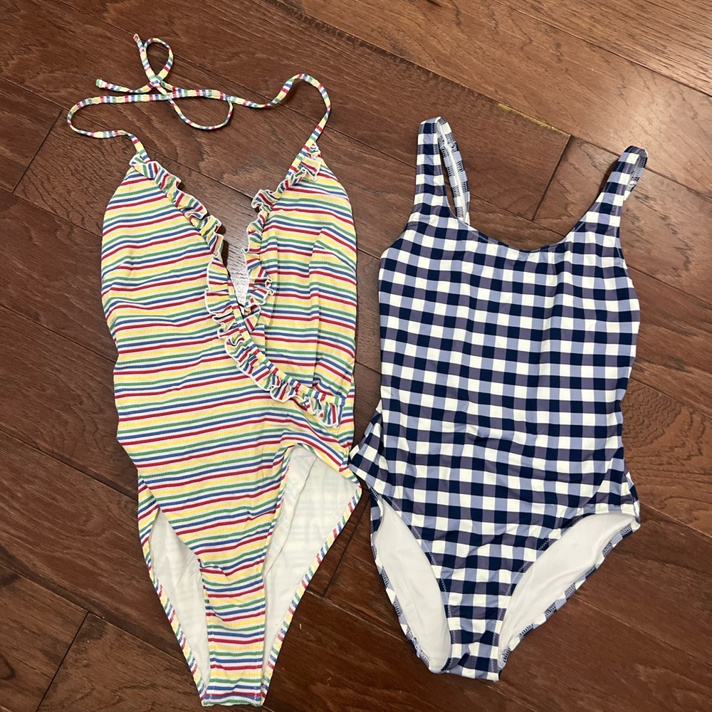 Bundle Solid & Strip One Pieces - image 1